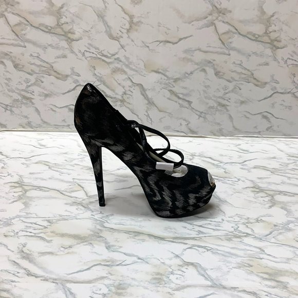Sandales à Bride Colin Stuart - Couleur Or, Semelle Compensée, Taille 8.5 US, Occasion